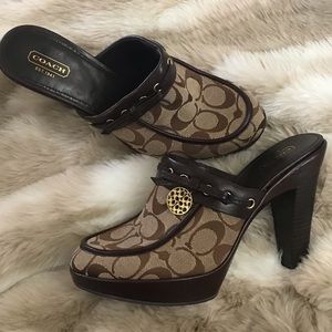 🔥COACH Jody signature  women’s mule/ slide 🔥